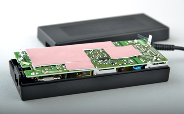 同比导热硅胶片是导热系数重要还是热阻值比较重要？